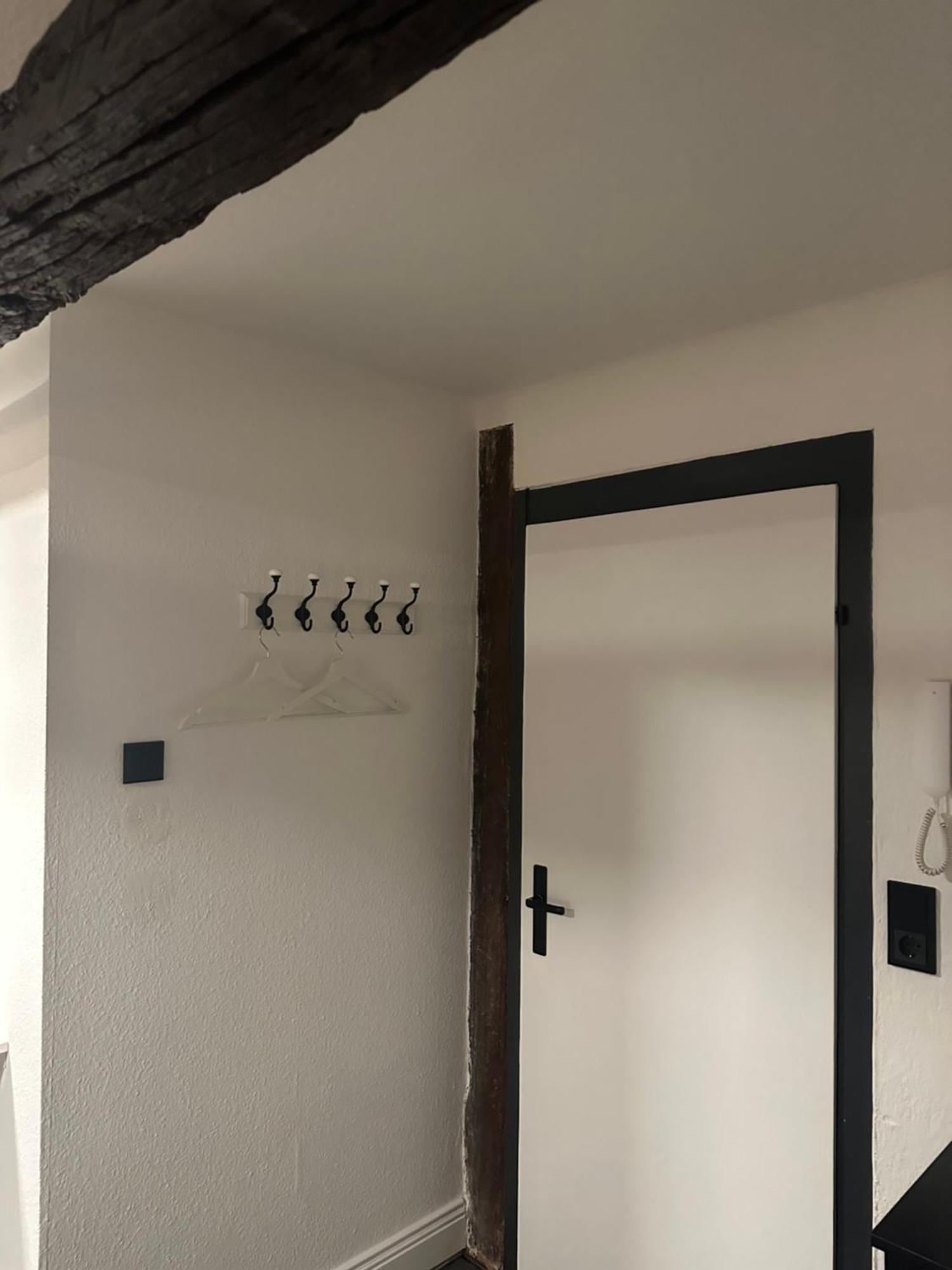 Urlaub Im Historischen Muellerhaus, Dachgiebel Apartamento Lübeck Exterior foto